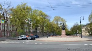 Пешком по Петербургу. Ч.2. От цирка до Спортивной. Малая и Большая Конюшенная, Дворцовый мост