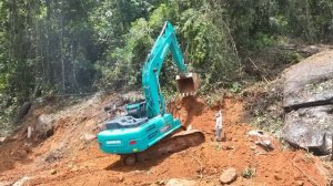 AMAZINGLY Dangerous High Mountain Road Building After Natural Disaster – SUNWARD Excavator