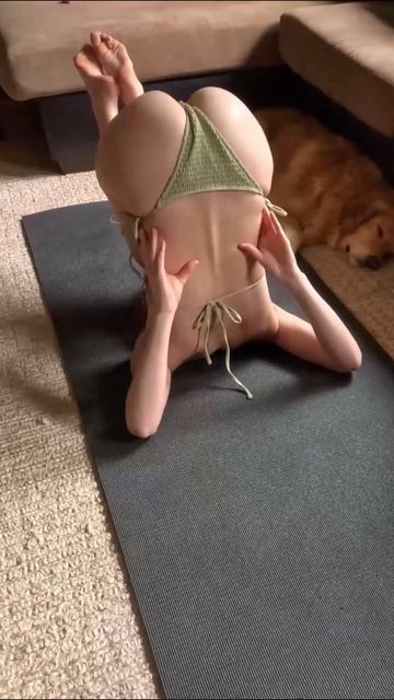 Floor Flow Stretches #stretching #yoga #short #shorts #hotyoga смотреть онлайн