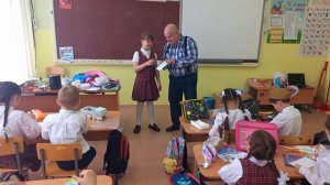 RU3OH=R8QBB=RK3SAI=R7KFR =2а 5ая школа Азнакаево Эльвина вручение карточек