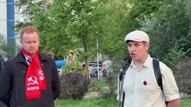 Бирюлево Восточное: встреча с депутатом Д. Парфеновым по вопросам КРТ и парковок