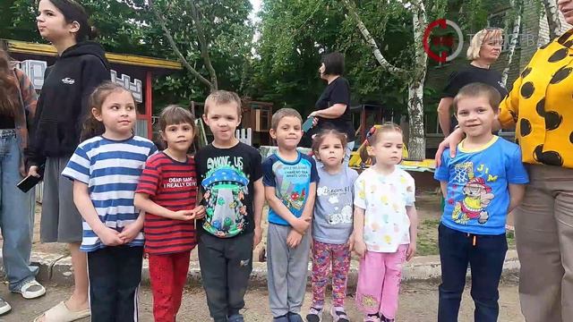 В Луганском детском доме прошёл праздник ко Дню Луганской Народной Республики