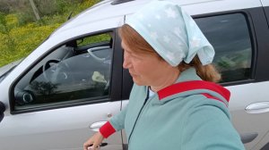 Весенние краски нашей степи. Дела огородные. Установила Бусемычу зонтик.
