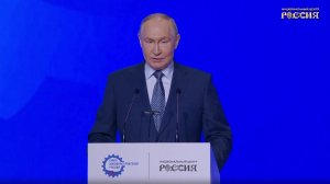 «Не копировать чужое, а задавать тенденции»: Владимир Путин о целях развития промышленности России