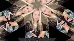 Юная девушка в клипе