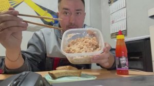 #МукбангРис С тушёнкой говядина