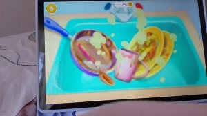 играю в игру где надо убираться в доме