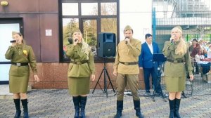 Шоу группа Вернисаж - Солдатская каша