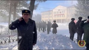 ДВОКУ. Памяти генерала Чистякова: цветы на граните и тишина в строю