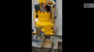 Автоматическая вакуумная запаечная машина для жестяных банок ST-C25A