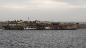 т/х УДМУРТИЯ (тип БОЛЬШАЯ ВОЛГА) близ Балаковской ГЭС
