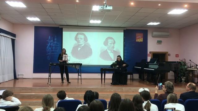 9. Мазурка ре минор Исп. Михайлова Алиса (преп. Суркова Н. Н.) конц Смоленская Н.Ф.
