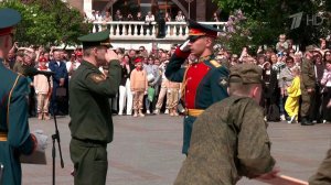 В Москве прошла торжественная церемония увольнения в запас военнослужащих 154-го отдельного комен...