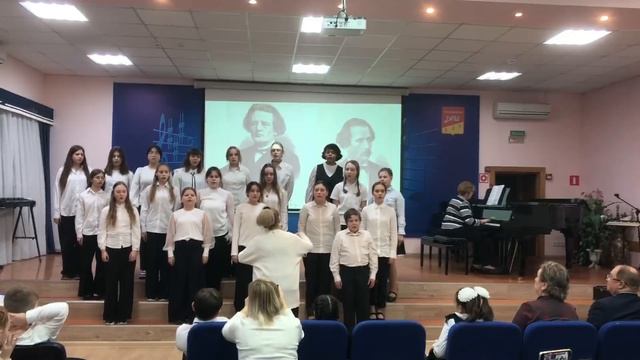 14. Хор из оперы «Чародейка» Исп. старший хор (рук. Когута С.П.) конц. Шалаева Т. Г.