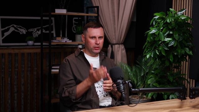 Запускаем серию подкастов, где мы прямо спрашиваем: «Как на самом деле работается с франшизой?»