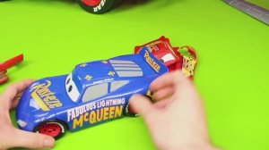 Гонки самых быстрых игрушечных машин 🚗 Монстр-траки и строительные машины - игрушки для детей