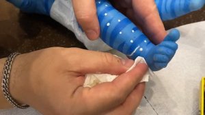 Алиса спасает АВАТАРА ! Alice help BABY AVATAR