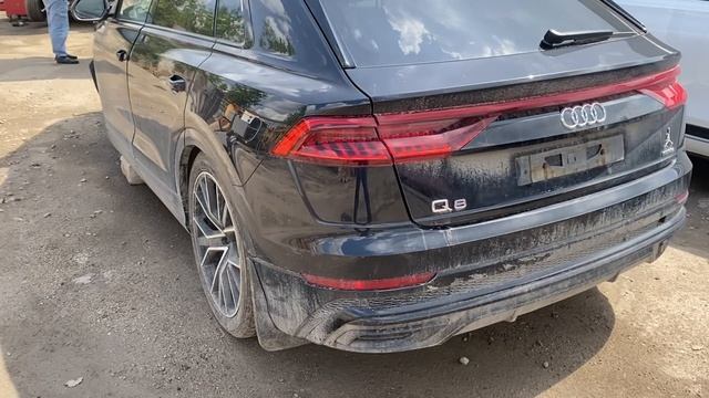 Audi Q8 смотреть онлайн