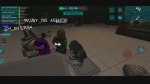 Играю в импостер зд с подругой часть 2  1 раунд