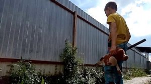 ПЫТАЮСЬ ИГРАТЬ В ХАККЕЙ
