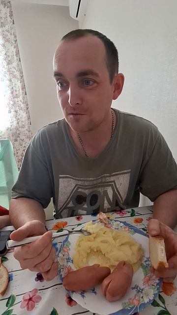 картошечка с сардельмонами!