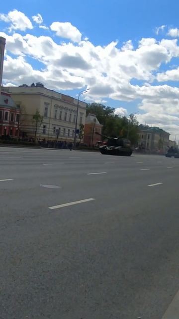 День Победы 9 мая Военная техника на Садовом кольце после  парада. Москва Фрагмент 11
