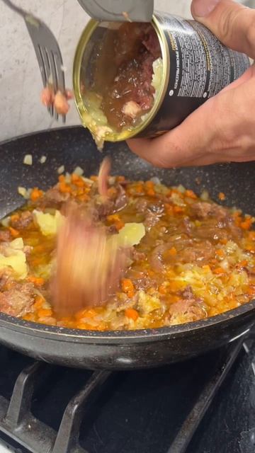 Макароны с тушенкой на ужин