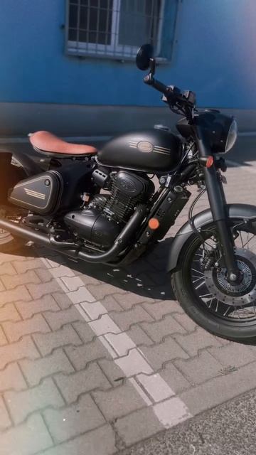 Ява 350 Перак - стильный боббер от легендарной Jawa