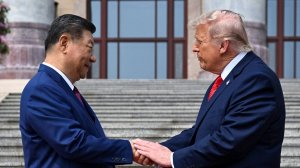 Трамп и Си Цзиньпин провели встречу за закрытыми дверями. Что они обсудили?