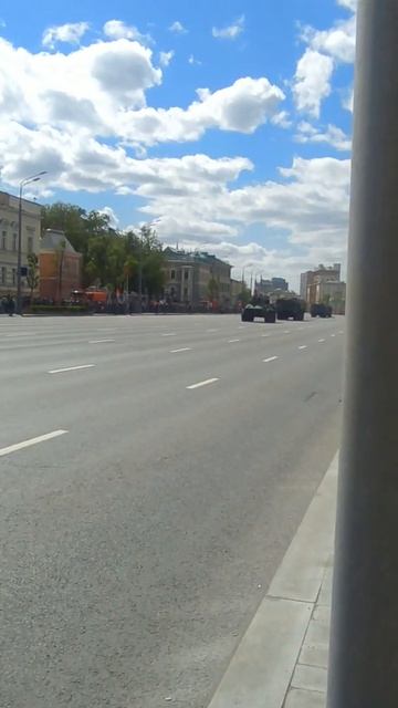 День Победы 9 мая Военная техника на Садовом кольце после  парада. Москва Фрагмент 9