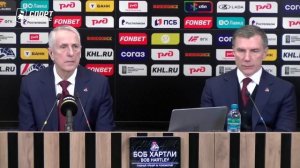 Непонятные решения судей / «Авангард» повел 2-0 в полуфинале. День с Алексеем Шевченко