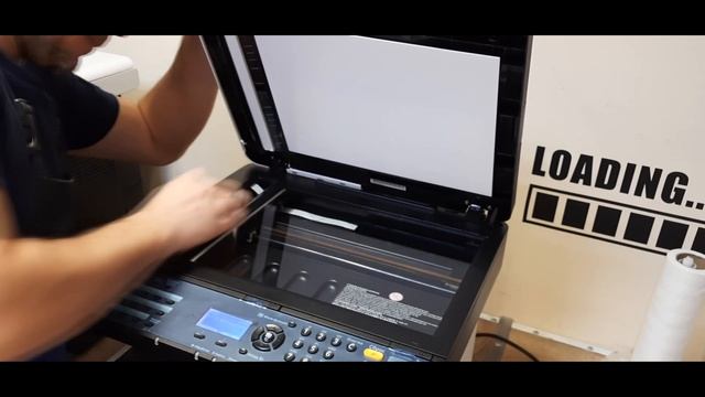 KYOCERA Щелевое стекло автоподатчика. Как очистить?