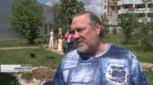 Волгоградские театральные деятели засадили липами парк возле ТЮЗа