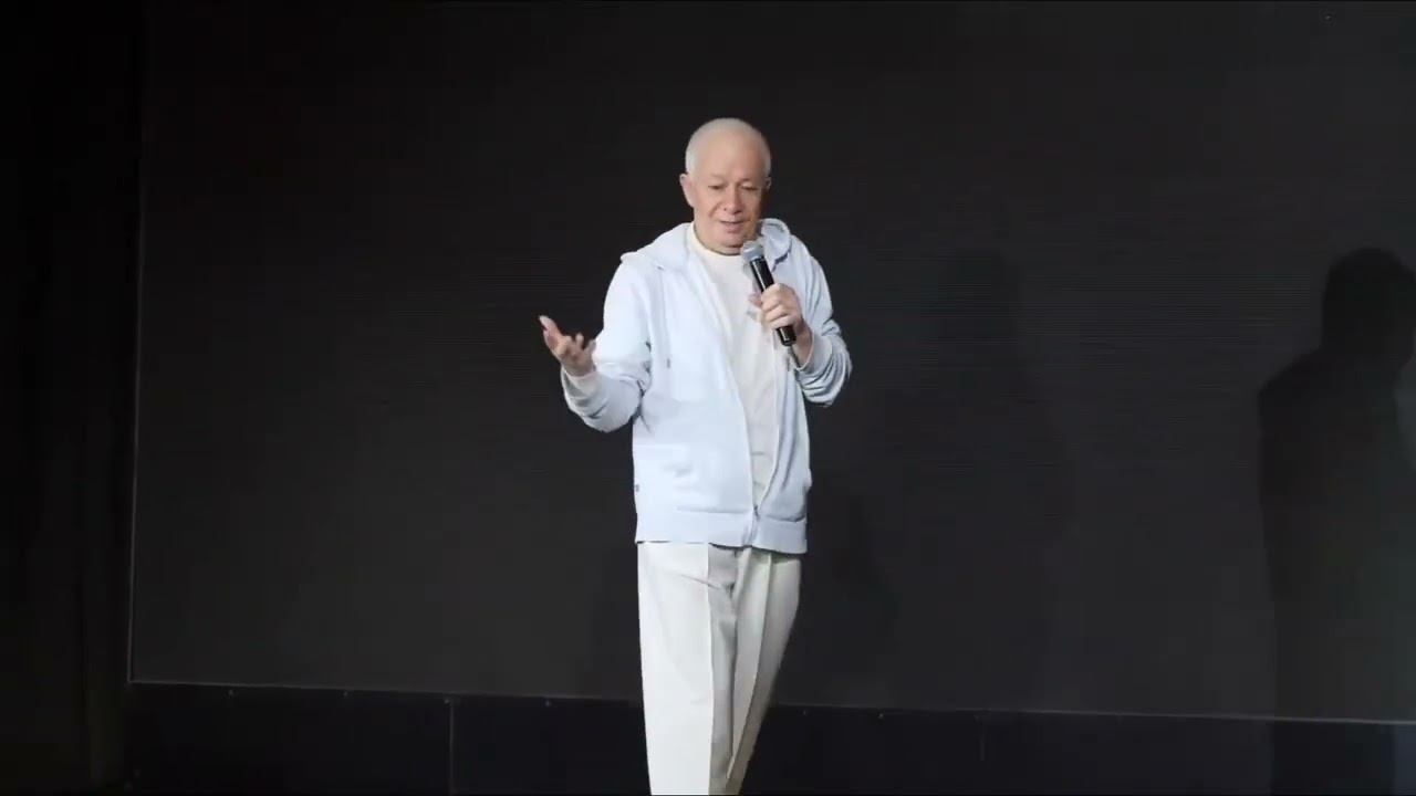 Быть женщиной труднее всего. Александр Хакимов смотреть онлайн