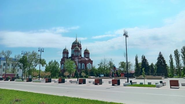 ПРОГУЛКА ПО ГОРОДУ смотреть онлайн