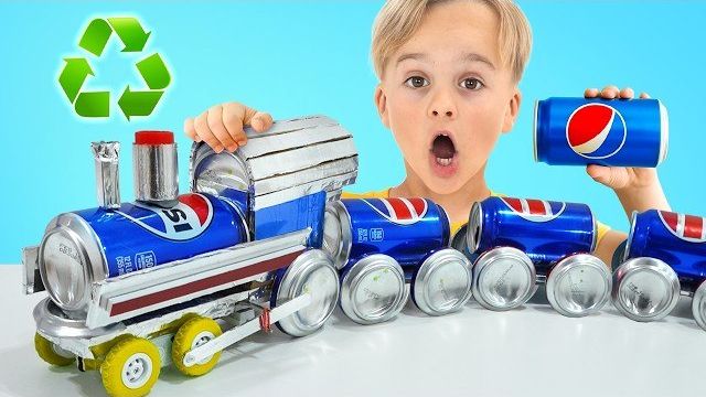 Дети учатся превращать перерабатываемые материалы в игрушки