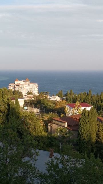 Красота неописуемая! Вид с гор на море. п. Симеиз, Крым, сентябрь.