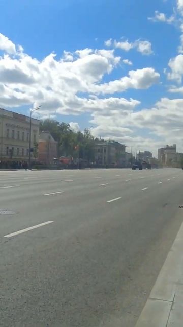 День Победы 9 мая Военная техника на Садовом кольце после  парада. Москва Фрагмент 7