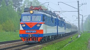 Утренний туман и уникальный электровоз. ВЛ82М-069 с поездом Адлер - Москва