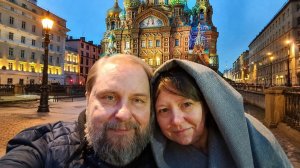 Киевские девятиэтажки были разрушены направленными ударами ПВО Украины из Киевской области. 2 ссылки