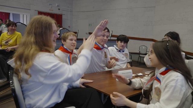 В Истре прошёл финал муниципального этапа интеллектуальной игры «Единство народов России» смотреть онлайн