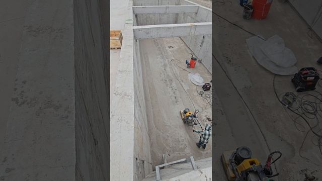 Шлифование и гидроизоляция резервуара Betek Aquaset смотреть онлайн