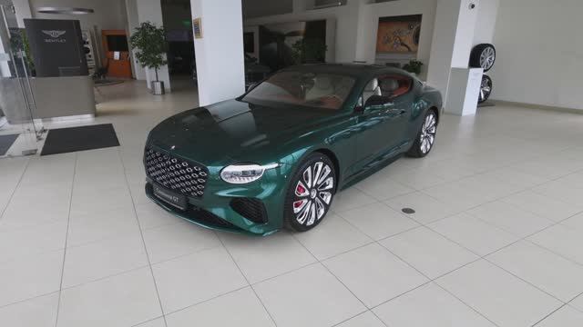 Купить Bentley Continental GT Mulliner цвет:Verdant