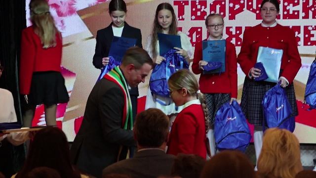 Май 2026 смотреть онлайн