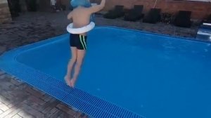 Бассейн