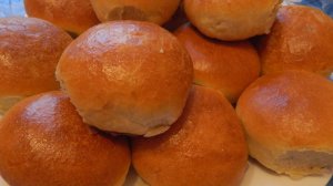 Круглые пирожки с грибами и рисом в духовке