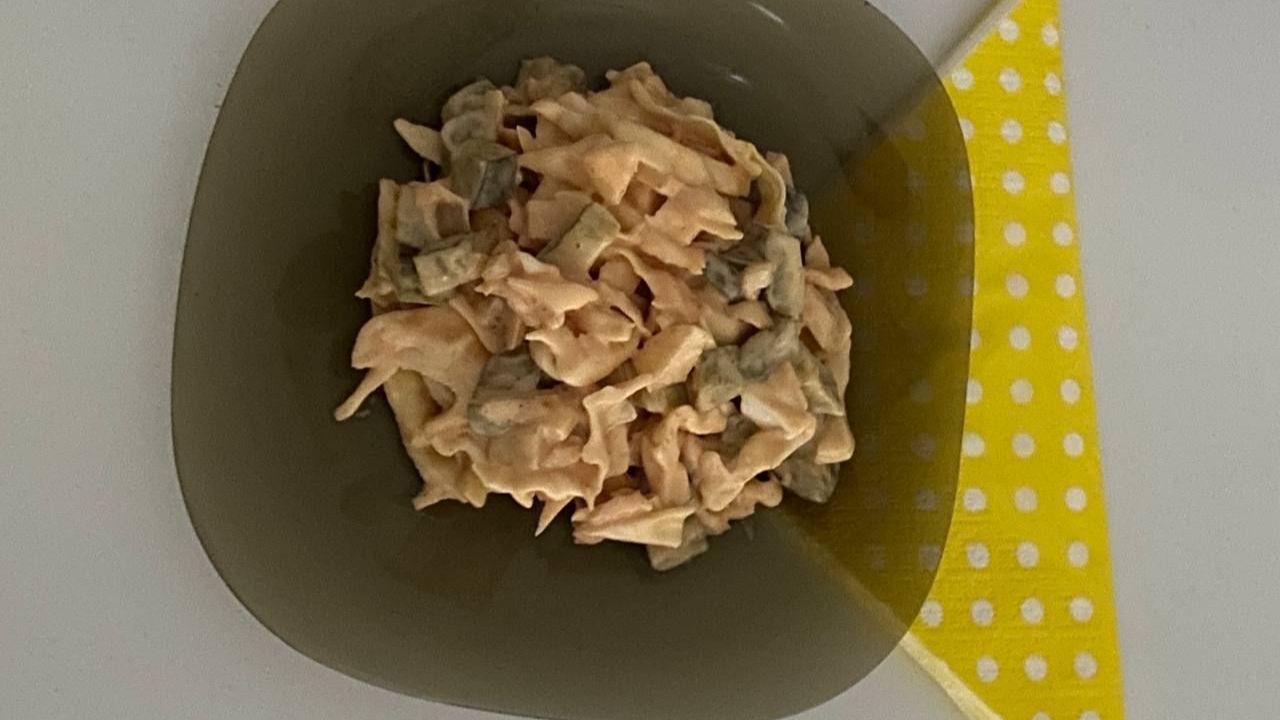 Легкий салат с соусом под мясо смотреть онлайн