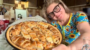 МУКБАНГ САСИСИ В ТЕСТЕ НУ ЕСЛИ Я ТУПА