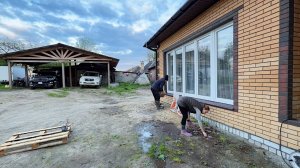 Убираем все лишнее. Она все таки сломалась. Наводим порядок возле дома. Строим дом своими руками.
