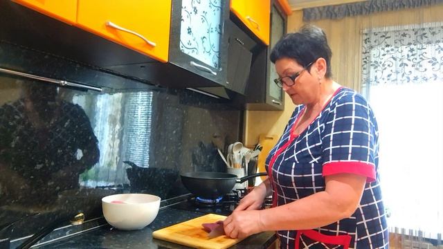 ЖИЗНЬ В СЕЛЕ:ГОТОВЛЮ СВЕЖЕНУ